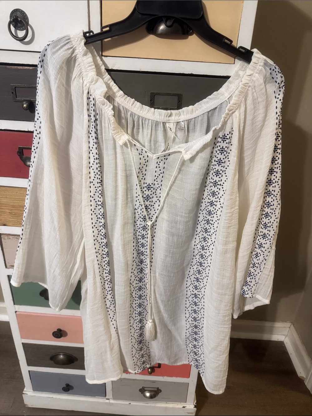 NY Collection White Peasant Tunic with Navy Embroidery